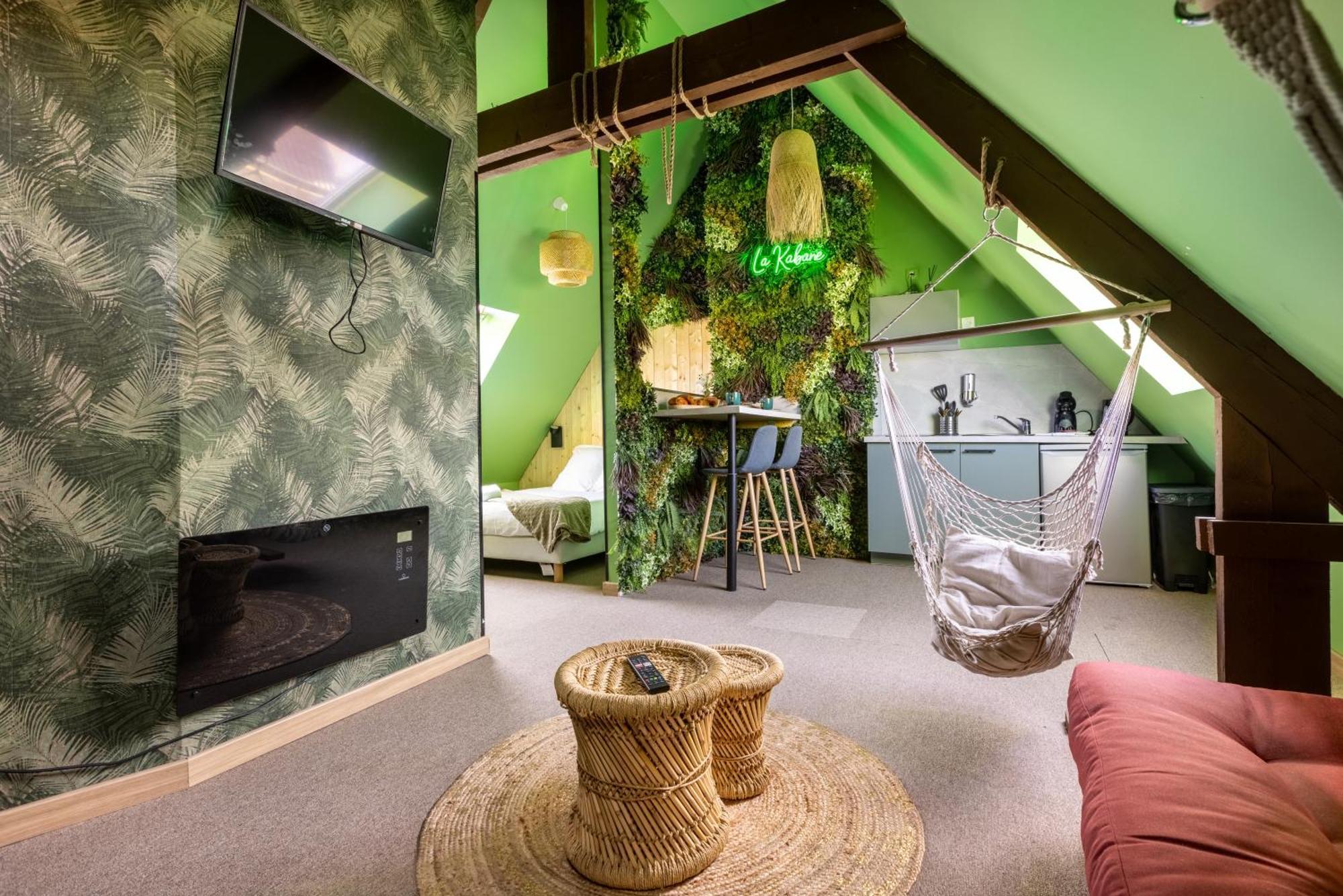 La Kabane , Appartement Proche Centre Et Plage Avec Experience Decoration Jungle Unique 勒波泰勒 外观 照片